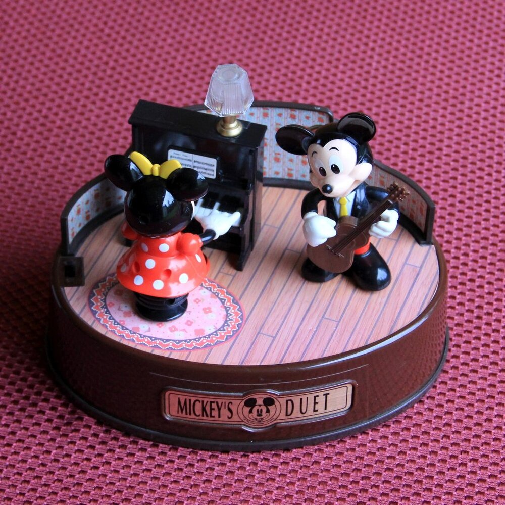 Mickey's Duet Sound Activated Movement Play Along Show by Takara